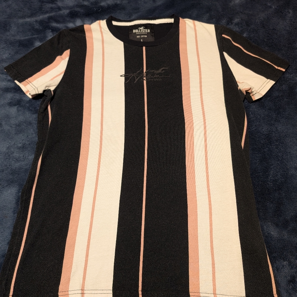 Hollister Tee